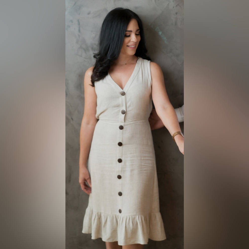 Monteau Tan Sleeveless V-Neck Midi Dress